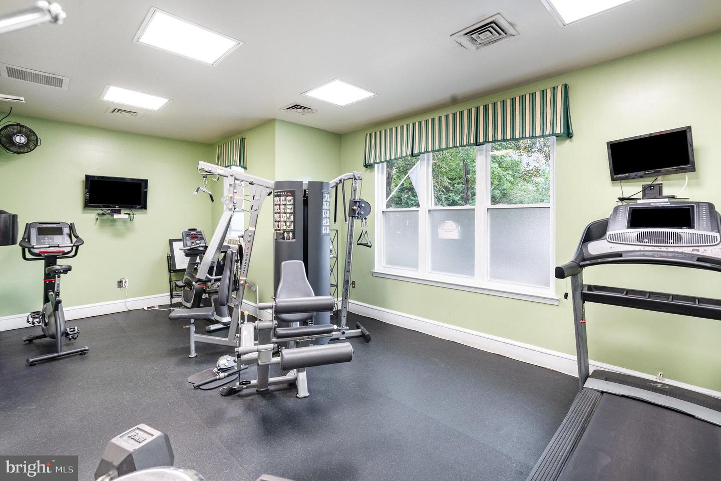 12915 ALTON SQ #117, HERNDON, Virginia 20170, 1 Bedroom Bedrooms, ,1 BathroomBathrooms,Residential,For sale,12915 ALTON SQ #117,VAFX2260508 MLS # VAFX2260508