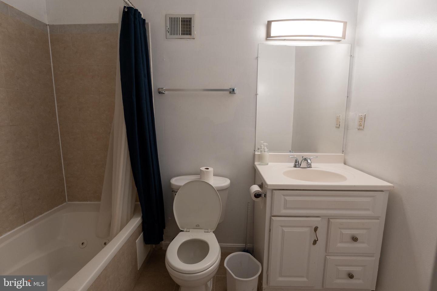 4705 8TH ST NW, WASHINGTON, District Of Columbia 20011, 4 Bedrooms Bedrooms, ,3 BathroomsBathrooms,Residential,For sale,4705 8TH ST NW,DCDC2215414 MLS # DCDC2215414