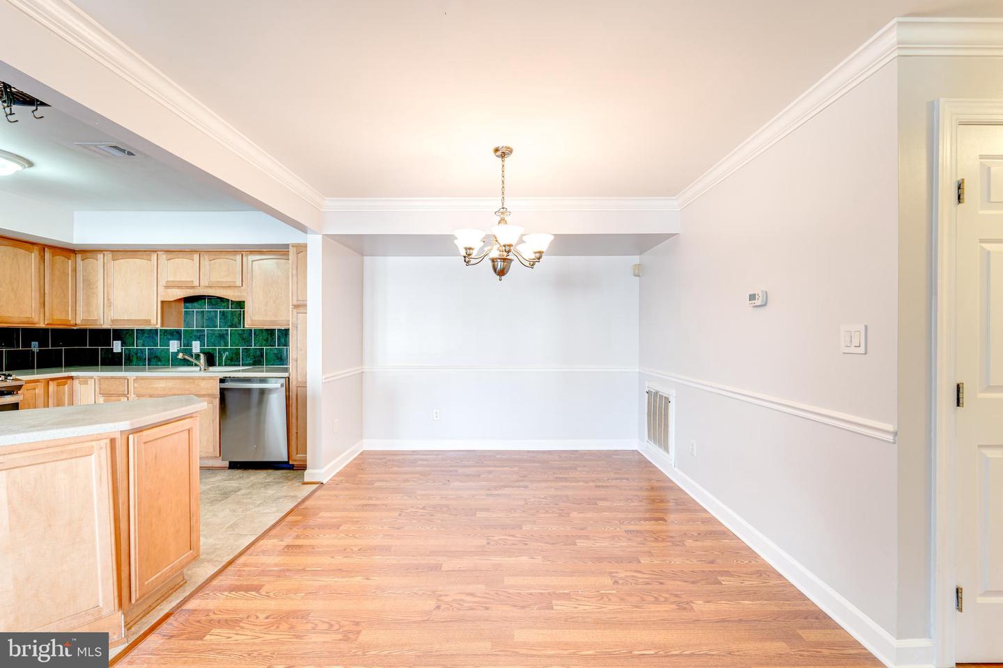 9220-E CARDINAL FOREST LN #E, LORTON, Virginia 22079, 2 Bedrooms Bedrooms, ,2 BathroomsBathrooms,Residential,For sale,9220-E CARDINAL FOREST LN #E,VAFX2261870 MLS # VAFX2261870