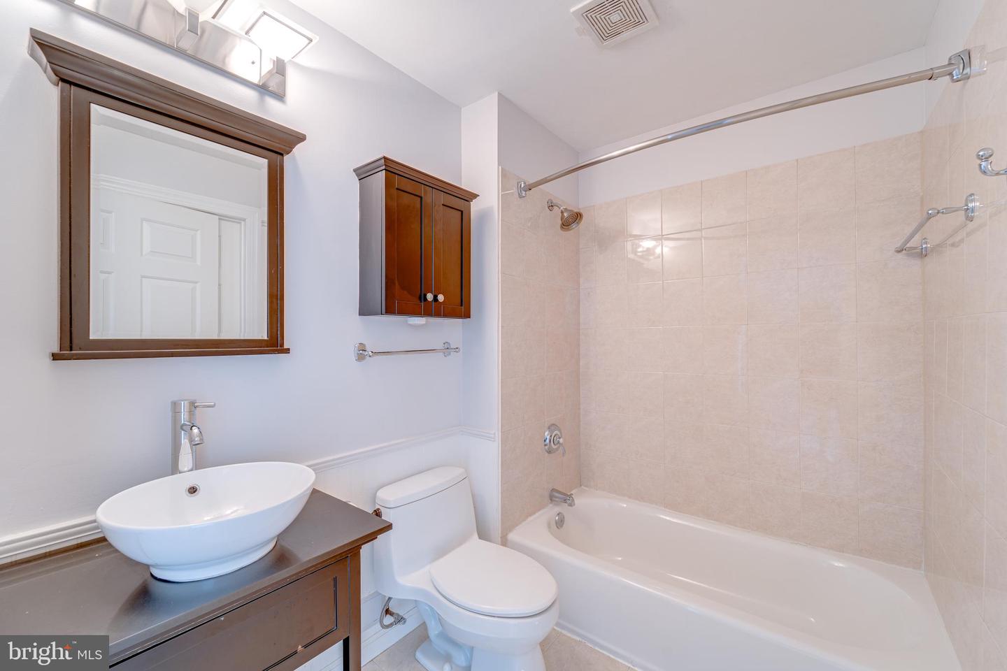 9220-E CARDINAL FOREST LN #E, LORTON, Virginia 22079, 2 Bedrooms Bedrooms, ,2 BathroomsBathrooms,Residential,For sale,9220-E CARDINAL FOREST LN #E,VAFX2261870 MLS # VAFX2261870