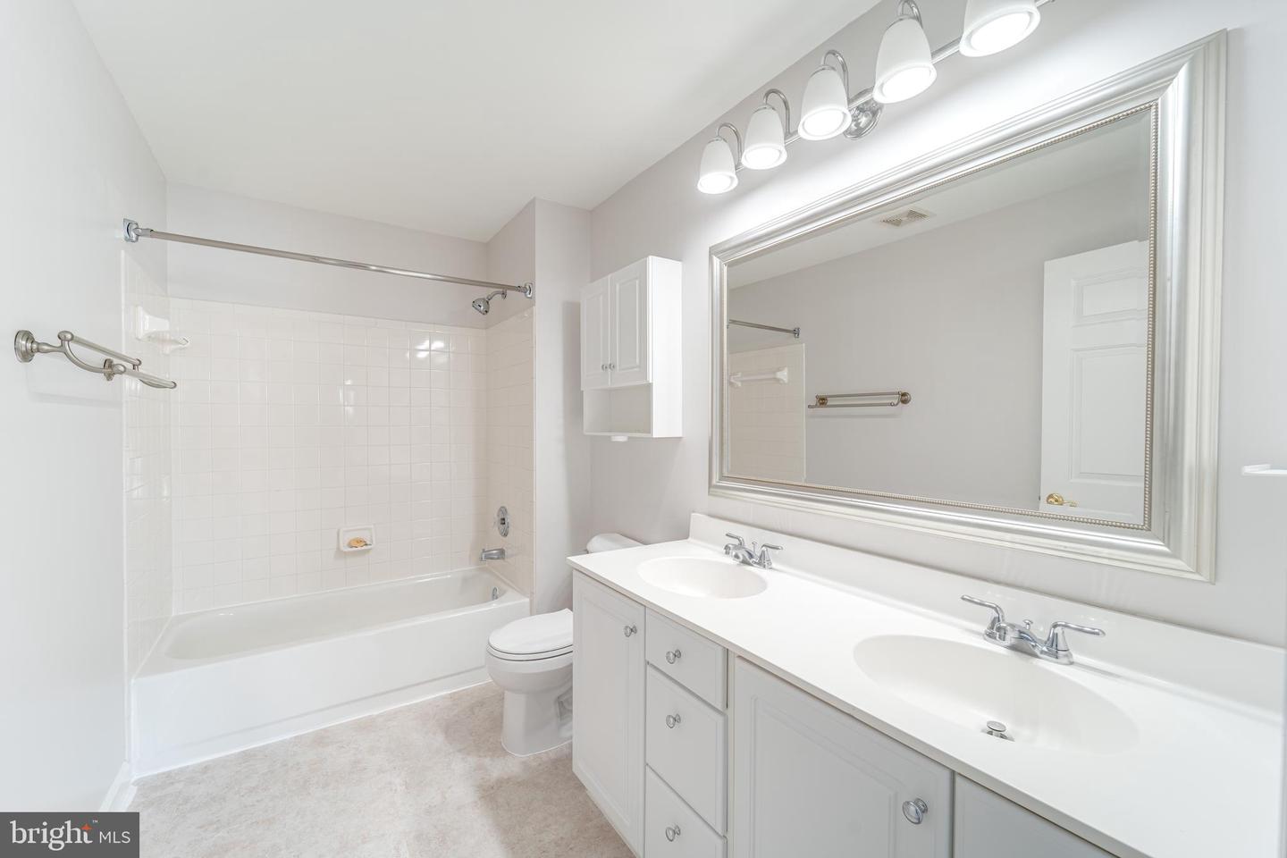 9220-E CARDINAL FOREST LN #E, LORTON, Virginia 22079, 2 Bedrooms Bedrooms, ,2 BathroomsBathrooms,Residential,For sale,9220-E CARDINAL FOREST LN #E,VAFX2261870 MLS # VAFX2261870