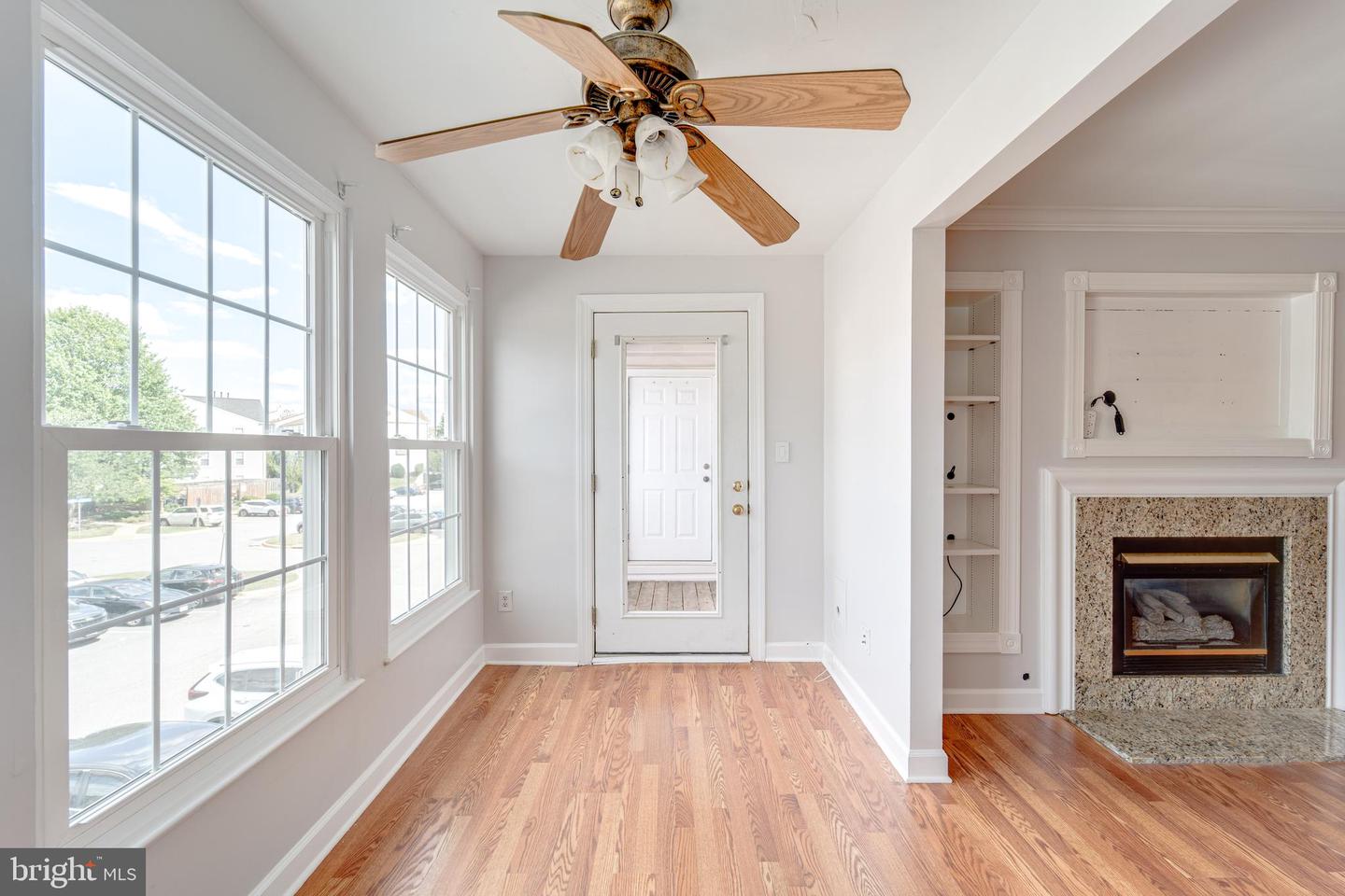 9220-E CARDINAL FOREST LN #E, LORTON, Virginia 22079, 2 Bedrooms Bedrooms, ,2 BathroomsBathrooms,Residential,For sale,9220-E CARDINAL FOREST LN #E,VAFX2261870 MLS # VAFX2261870