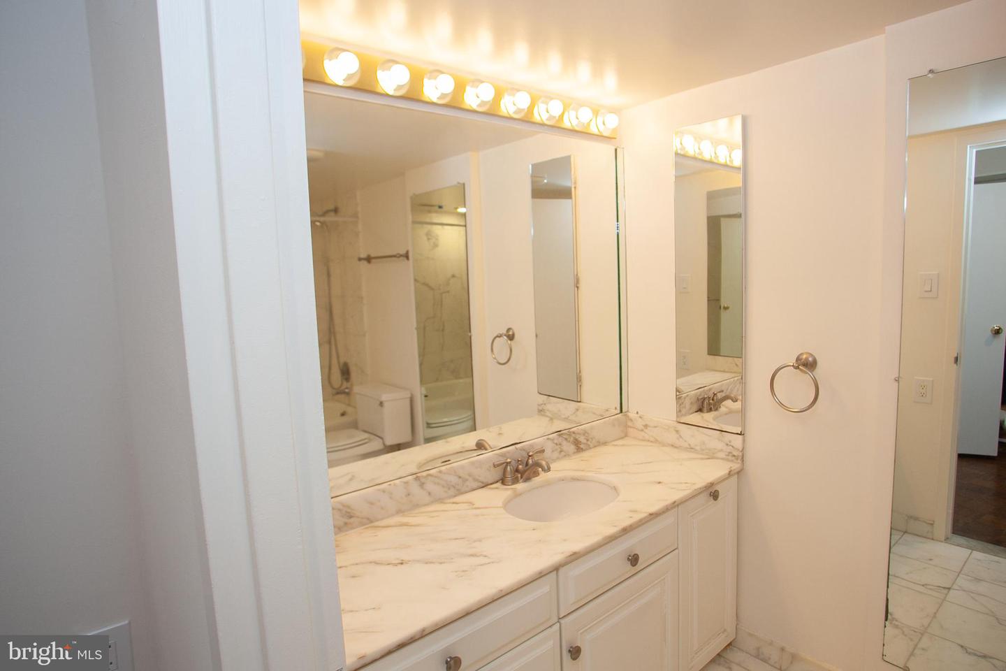 2500 VIRGINIA AVE NW #1108-S, WASHINGTON, District Of Columbia 20037, 2 Bedrooms Bedrooms, ,2 BathroomsBathrooms,Residential,For sale,2500 VIRGINIA AVE NW #1108-S,DCDC2215872 MLS # DCDC2215872