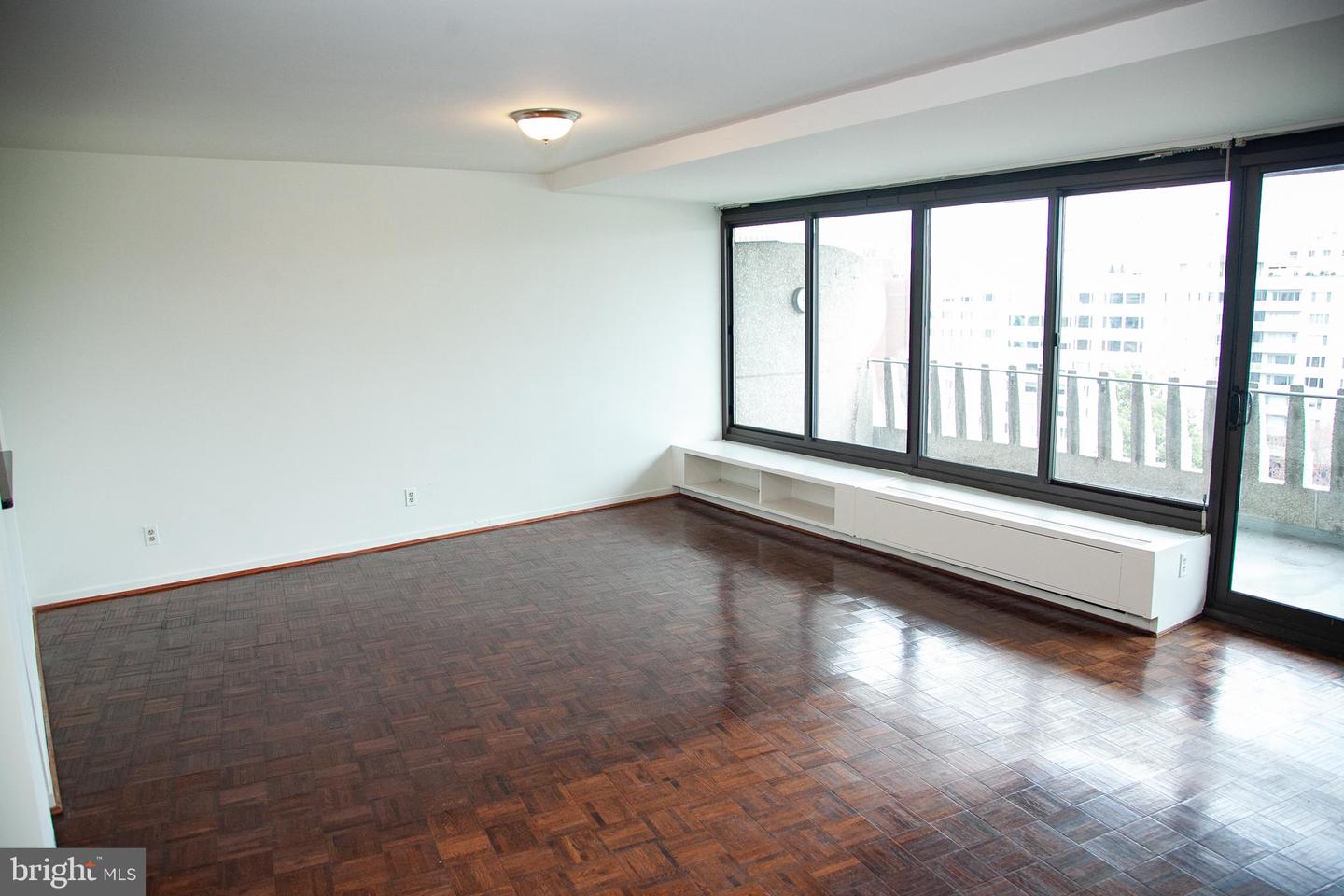 2500 VIRGINIA AVE NW #1108-S, WASHINGTON, District Of Columbia 20037, 2 Bedrooms Bedrooms, ,2 BathroomsBathrooms,Residential,For sale,2500 VIRGINIA AVE NW #1108-S,DCDC2215872 MLS # DCDC2215872
