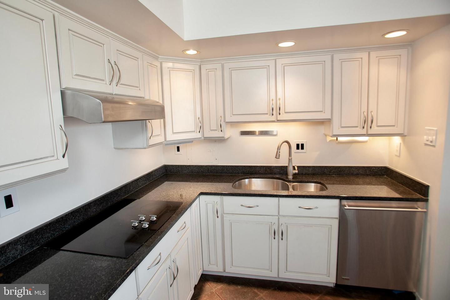 2500 VIRGINIA AVE NW #1108-S, WASHINGTON, District Of Columbia 20037, 2 Bedrooms Bedrooms, ,2 BathroomsBathrooms,Residential,For sale,2500 VIRGINIA AVE NW #1108-S,DCDC2215872 MLS # DCDC2215872