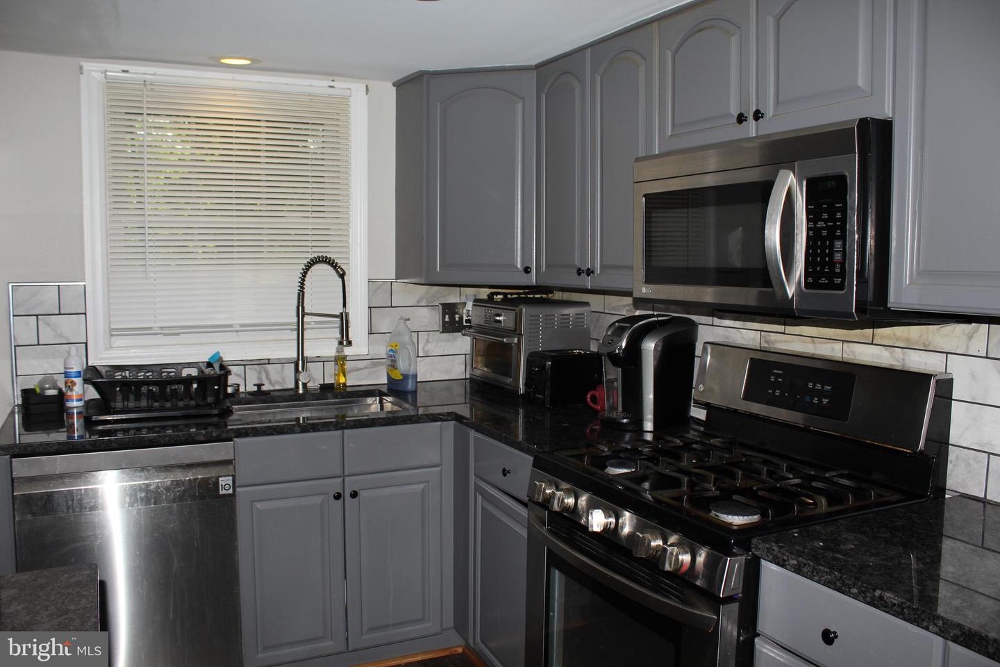 15084 GREENMOUNT DR, WOODBRIDGE, Virginia 22193, 5 Bedrooms Bedrooms, ,3 BathroomsBathrooms,Residential,For sale,15084 GREENMOUNT DR,VAPW2102022 MLS # VAPW2102022