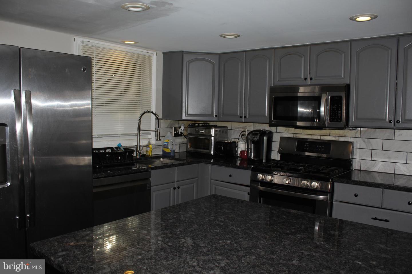 15084 GREENMOUNT DR, WOODBRIDGE, Virginia 22193, 5 Bedrooms Bedrooms, ,3 BathroomsBathrooms,Residential,For sale,15084 GREENMOUNT DR,VAPW2102022 MLS # VAPW2102022