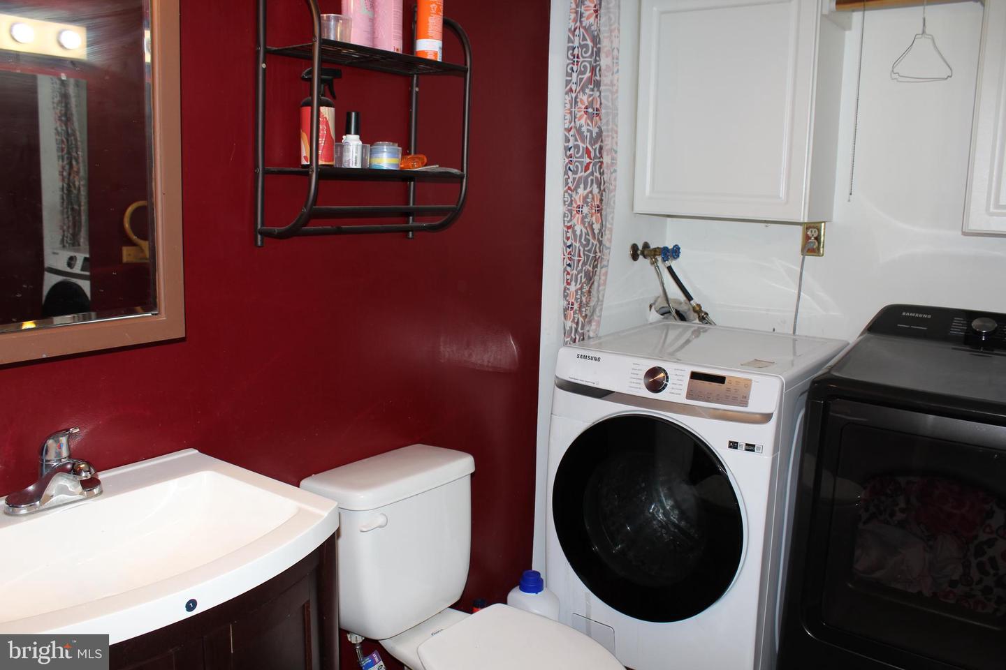 15084 GREENMOUNT DR, WOODBRIDGE, Virginia 22193, 5 Bedrooms Bedrooms, ,3 BathroomsBathrooms,Residential,For sale,15084 GREENMOUNT DR,VAPW2102022 MLS # VAPW2102022