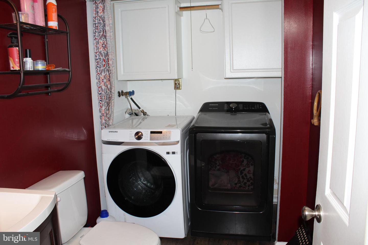 15084 GREENMOUNT DR, WOODBRIDGE, Virginia 22193, 5 Bedrooms Bedrooms, ,3 BathroomsBathrooms,Residential,For sale,15084 GREENMOUNT DR,VAPW2102022 MLS # VAPW2102022