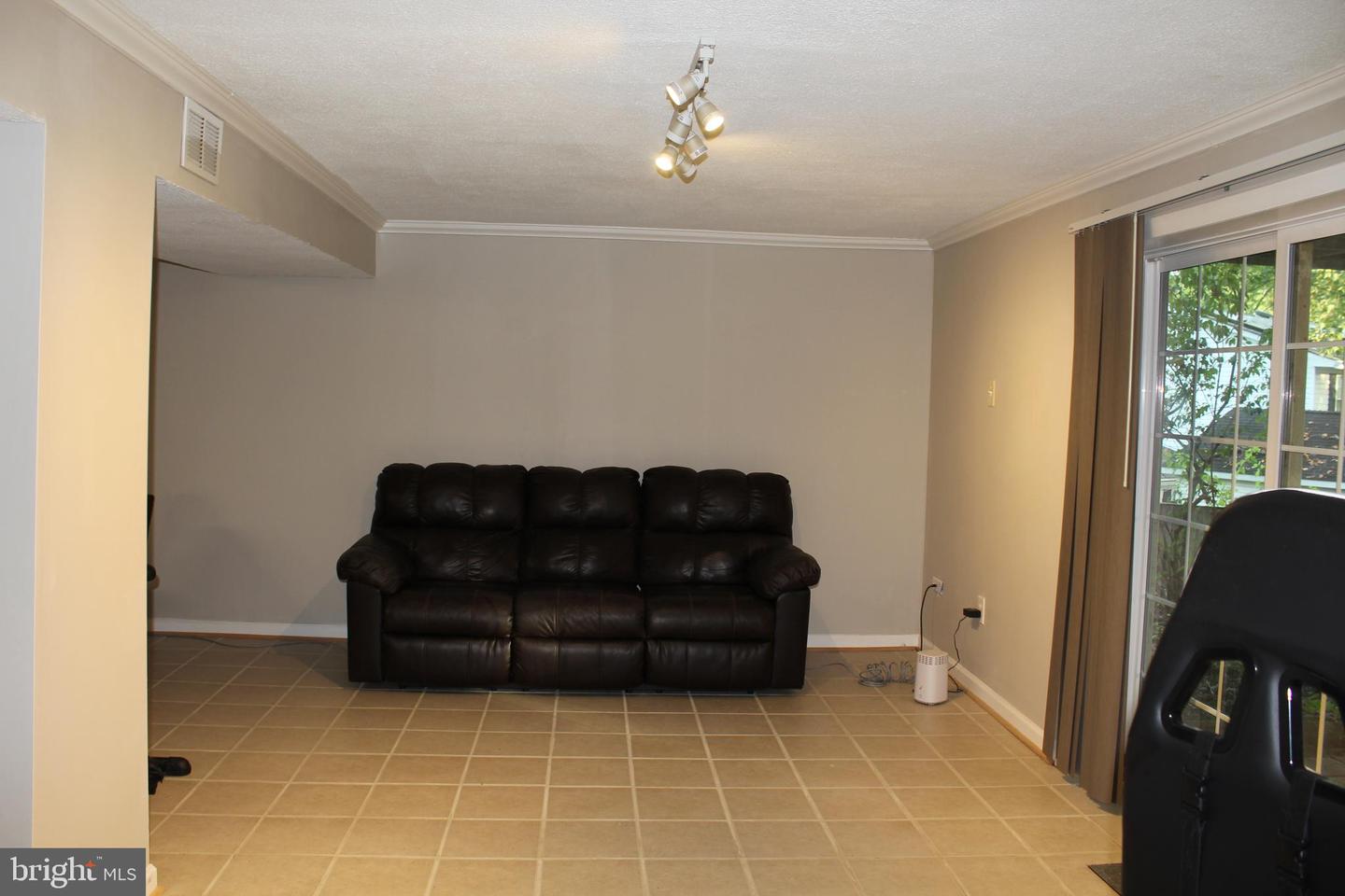 15084 GREENMOUNT DR, WOODBRIDGE, Virginia 22193, 5 Bedrooms Bedrooms, ,3 BathroomsBathrooms,Residential,For sale,15084 GREENMOUNT DR,VAPW2102022 MLS # VAPW2102022
