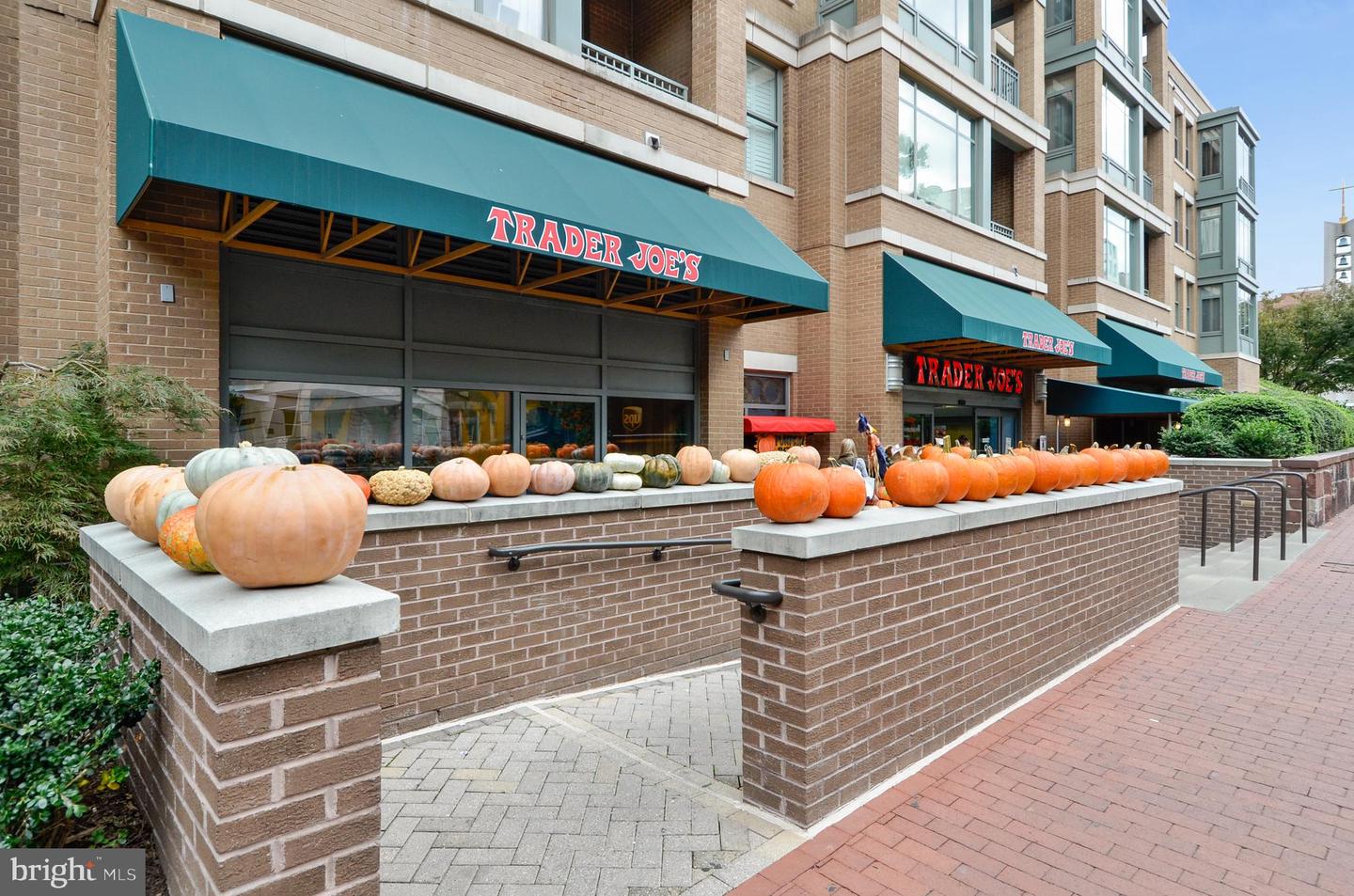 2475 VIRGINIA AVE NW #728, WASHINGTON, District Of Columbia 20037, 1 Bedroom Bedrooms, ,1 BathroomBathrooms,Residential,For sale,2475 VIRGINIA AVE NW #728,DCDC2216006 MLS # DCDC2216006 2475 VIRGINIA AVE NW #728, WASHINGTON, District Of Columbia 20037, 1 Bedroom Bedrooms, ,1 BathroomBathrooms,Residential,For sale,2475 VIRGINIA AVE NW #728,DCDC2216006 MLS # DCDC2216006