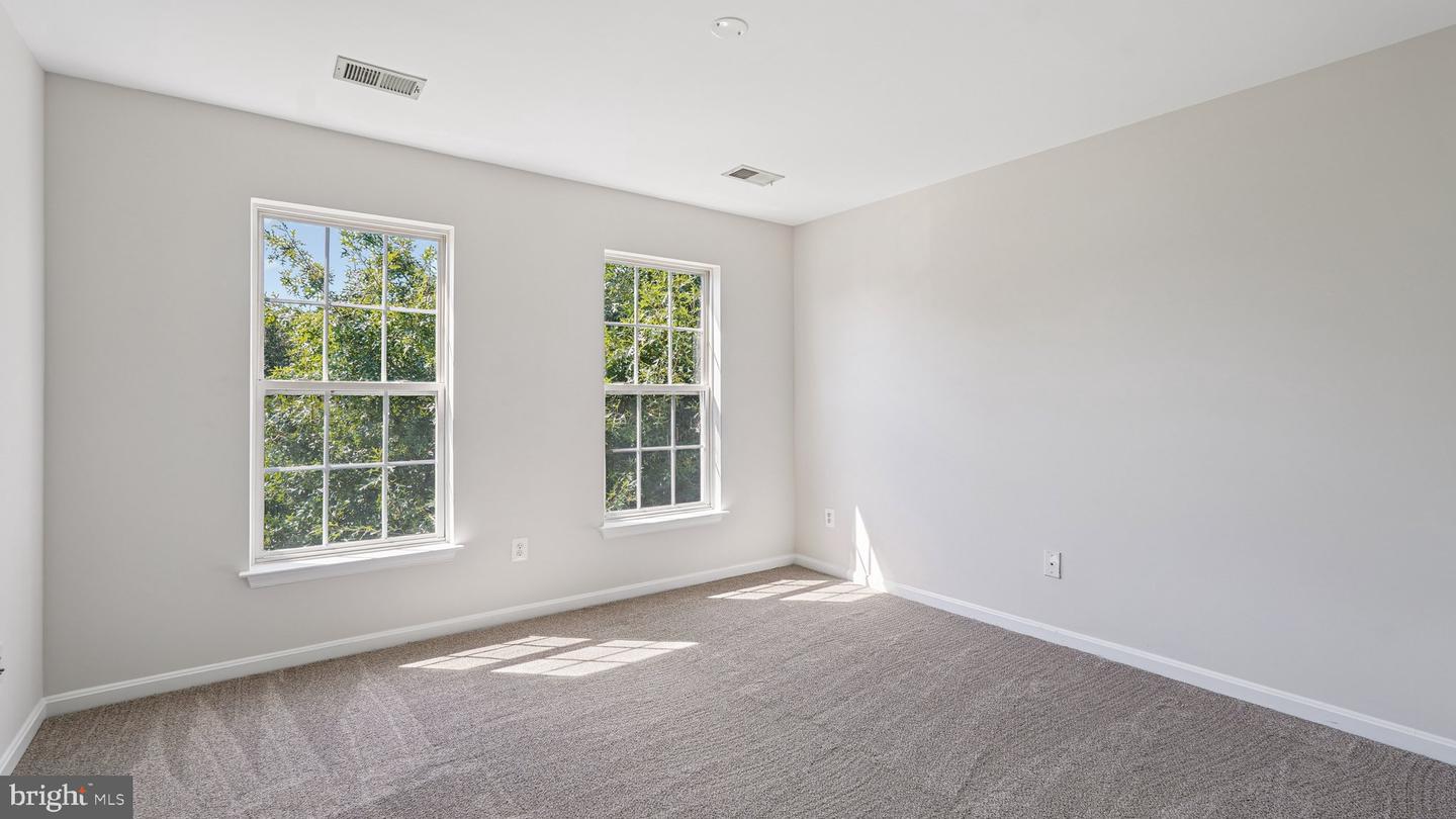 2235 DILORETA DR, WOODBRIDGE, Virginia 22191, 4 Bedrooms Bedrooms, ,3 BathroomsBathrooms,Residential,For sale,2235 DILORETA DR,VAPW2102178 MLS # VAPW2102178