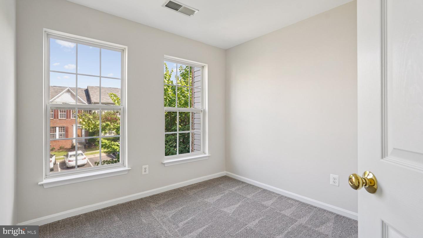 2235 DILORETA DR, WOODBRIDGE, Virginia 22191, 4 Bedrooms Bedrooms, ,3 BathroomsBathrooms,Residential,For sale,2235 DILORETA DR,VAPW2102178 MLS # VAPW2102178