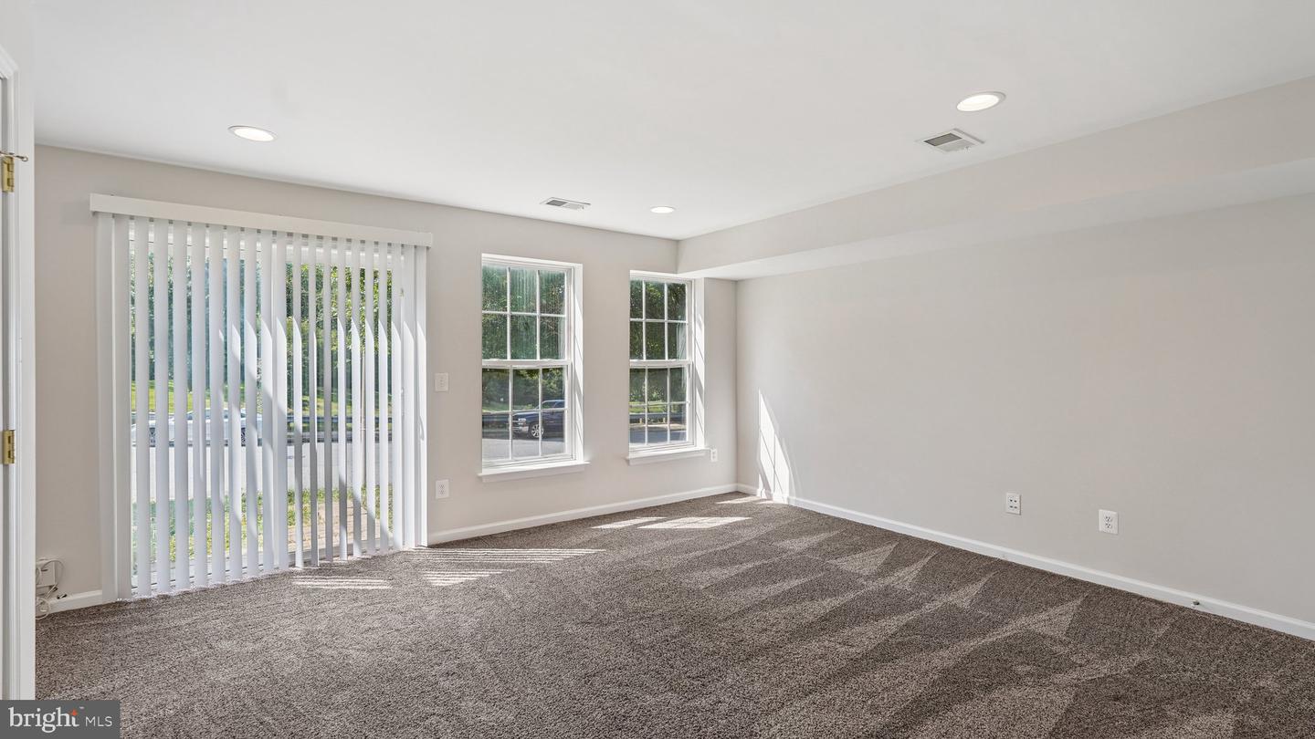 2235 DILORETA DR, WOODBRIDGE, Virginia 22191, 4 Bedrooms Bedrooms, ,3 BathroomsBathrooms,Residential,For sale,2235 DILORETA DR,VAPW2102178 MLS # VAPW2102178