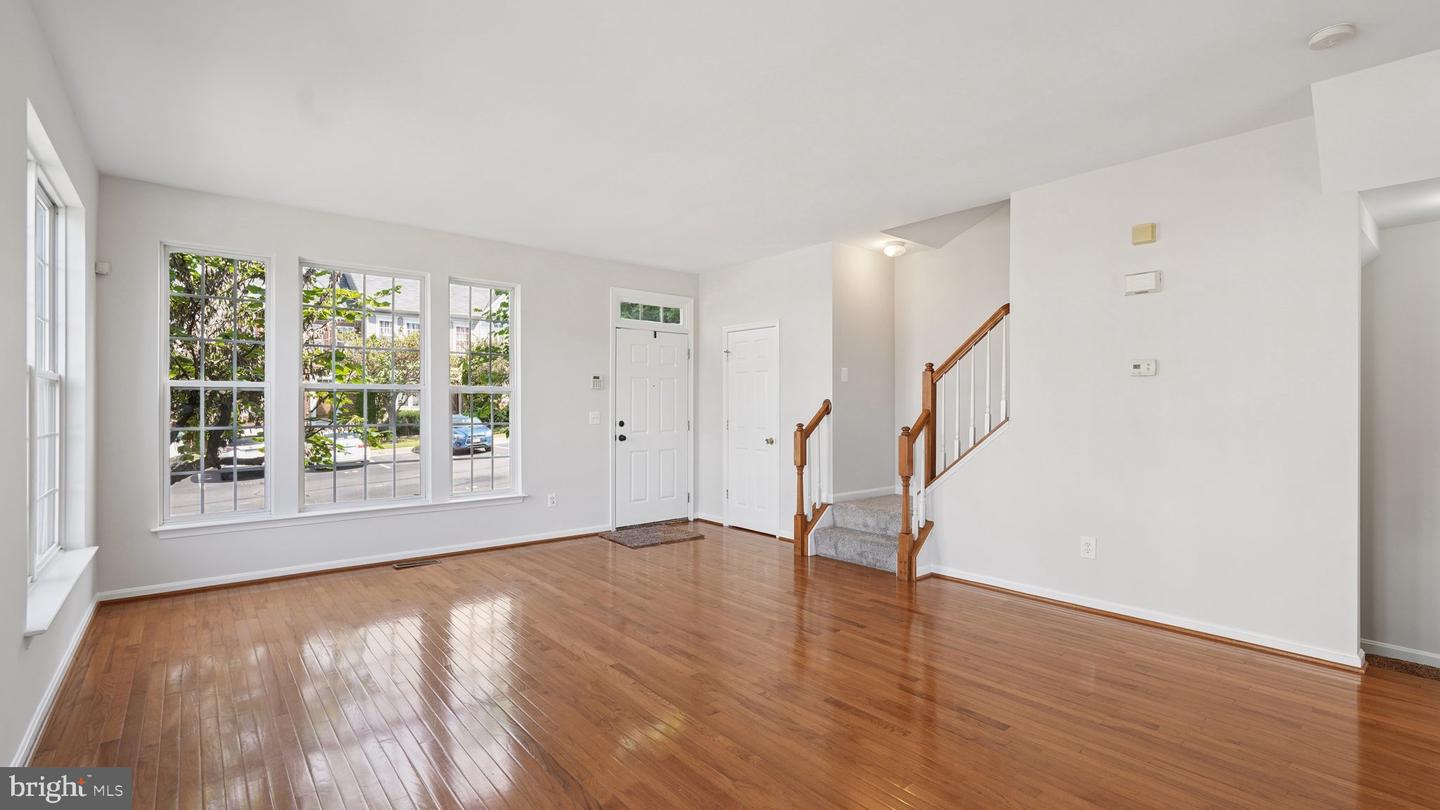2235 DILORETA DR, WOODBRIDGE, Virginia 22191, 4 Bedrooms Bedrooms, ,3 BathroomsBathrooms,Residential,For sale,2235 DILORETA DR,VAPW2102178 MLS # VAPW2102178