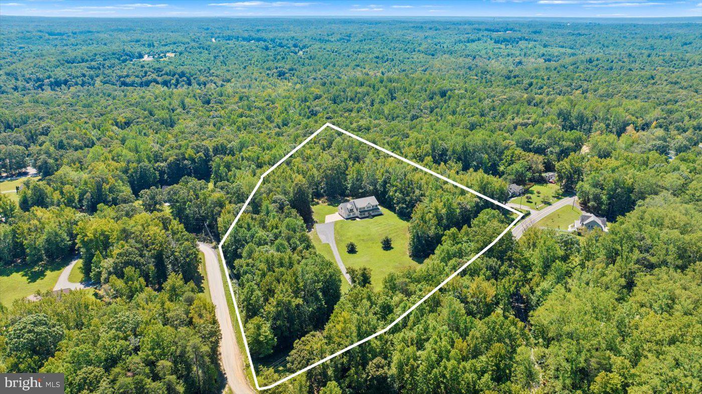 9198 CALEDON RD, KING GEORGE, Virginia 22485, 5 Bedrooms Bedrooms, ,4 BathroomsBathrooms,Residential,For sale,9198 CALEDON RD,VAKG2006914 MLS # VAKG2006914
