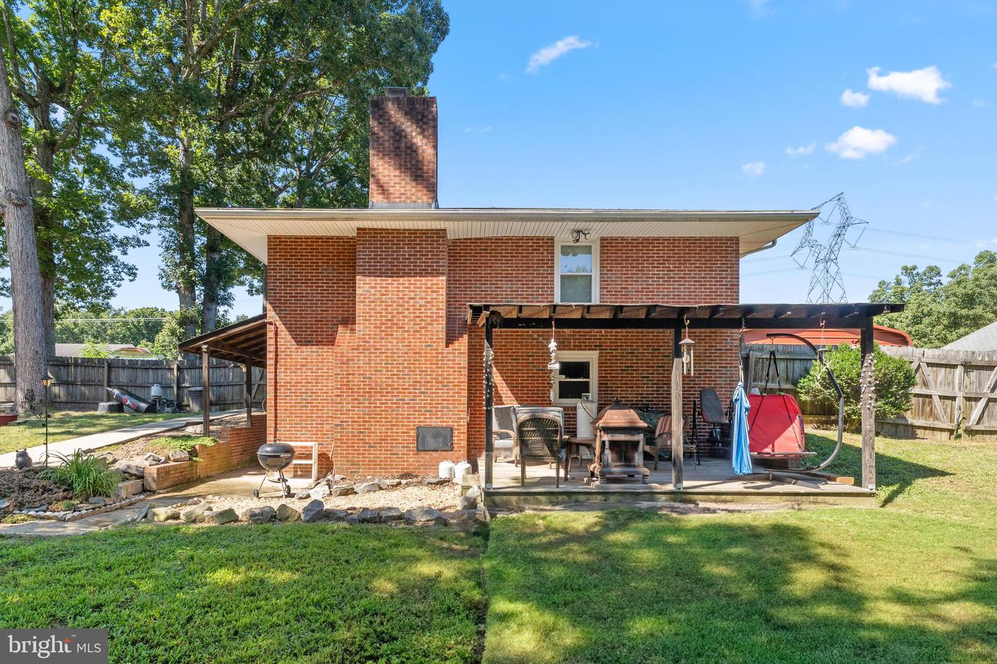 7105 PULLEN DR, FREDERICKSBURG, Virginia 22407, 5 Bedrooms Bedrooms, ,3 BathroomsBathrooms,Residential,For sale,7105 PULLEN DR,VASP2035726 MLS # VASP2035726