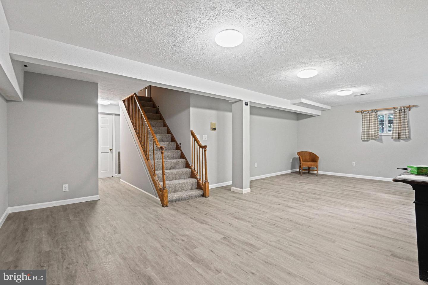 1704 CLOVELLY CT, VIENNA, Virginia 22182, 6 Bedrooms Bedrooms, ,3 BathroomsBathrooms,Residential,For sale,1704 CLOVELLY CT,VAFX2263060 MLS # VAFX2263060