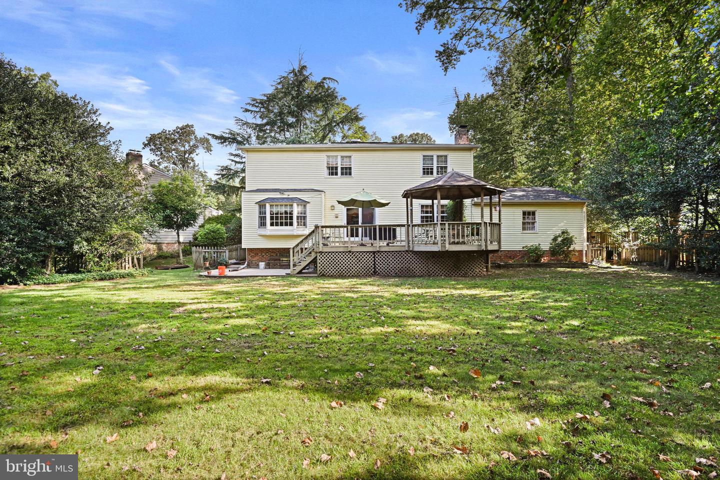 1704 CLOVELLY CT, VIENNA, Virginia 22182, 6 Bedrooms Bedrooms, ,3 BathroomsBathrooms,Residential,For sale,1704 CLOVELLY CT,VAFX2263060 MLS # VAFX2263060