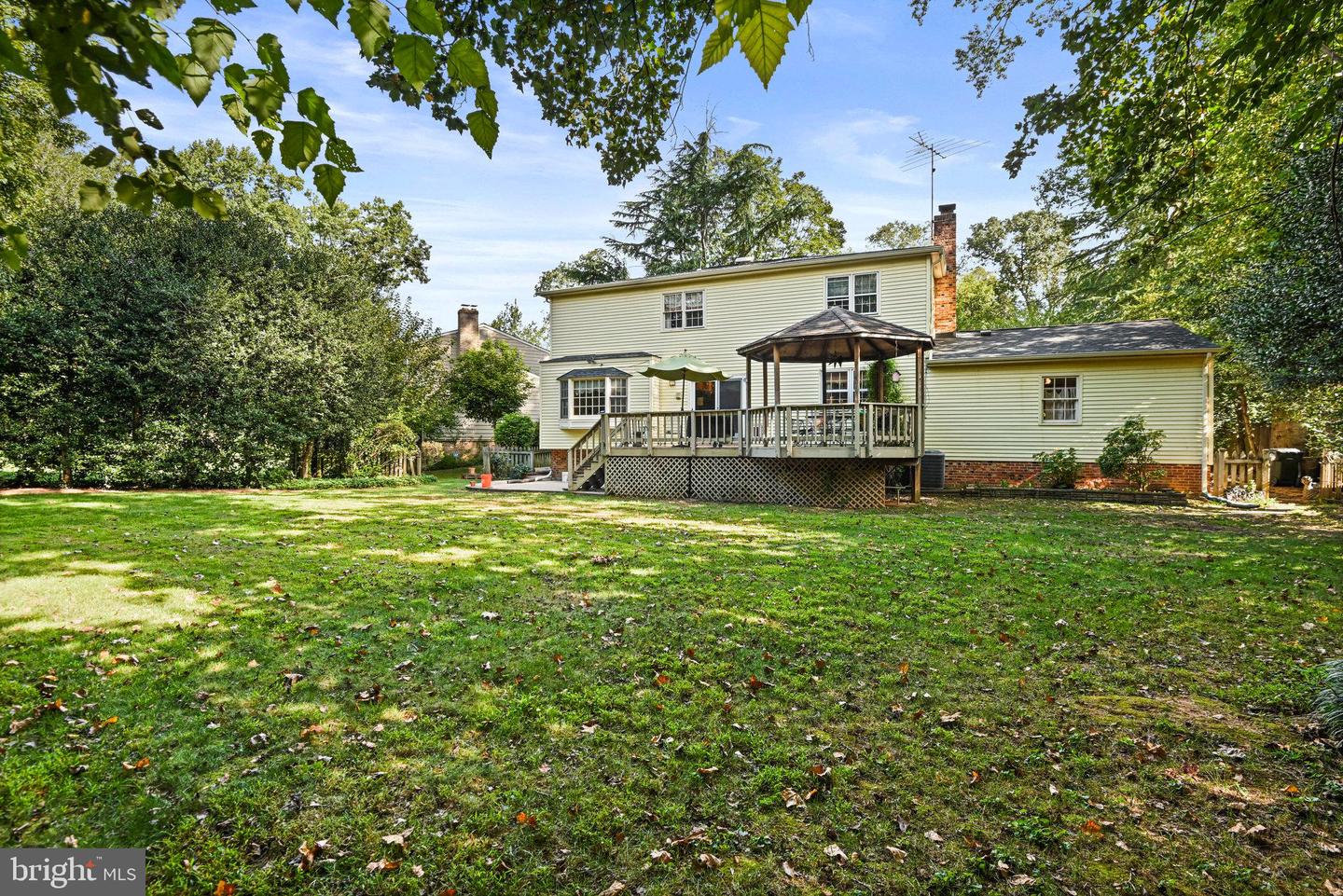 1704 CLOVELLY CT, VIENNA, Virginia 22182, 6 Bedrooms Bedrooms, ,3 BathroomsBathrooms,Residential,For sale,1704 CLOVELLY CT,VAFX2263060 MLS # VAFX2263060