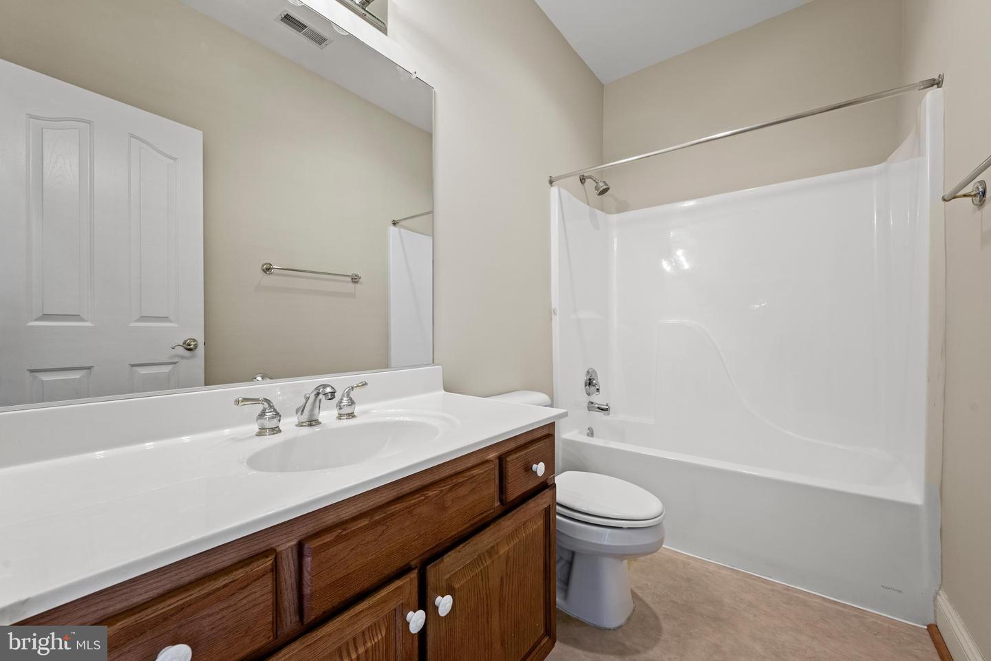 120 BAYBERRY CT, STEPHENS CITY, Virginia 22655, 2 Bedrooms Bedrooms, ,2 BathroomsBathrooms,Residential,For sale,120 BAYBERRY CT,VAFV2036394 MLS # VAFV2036394