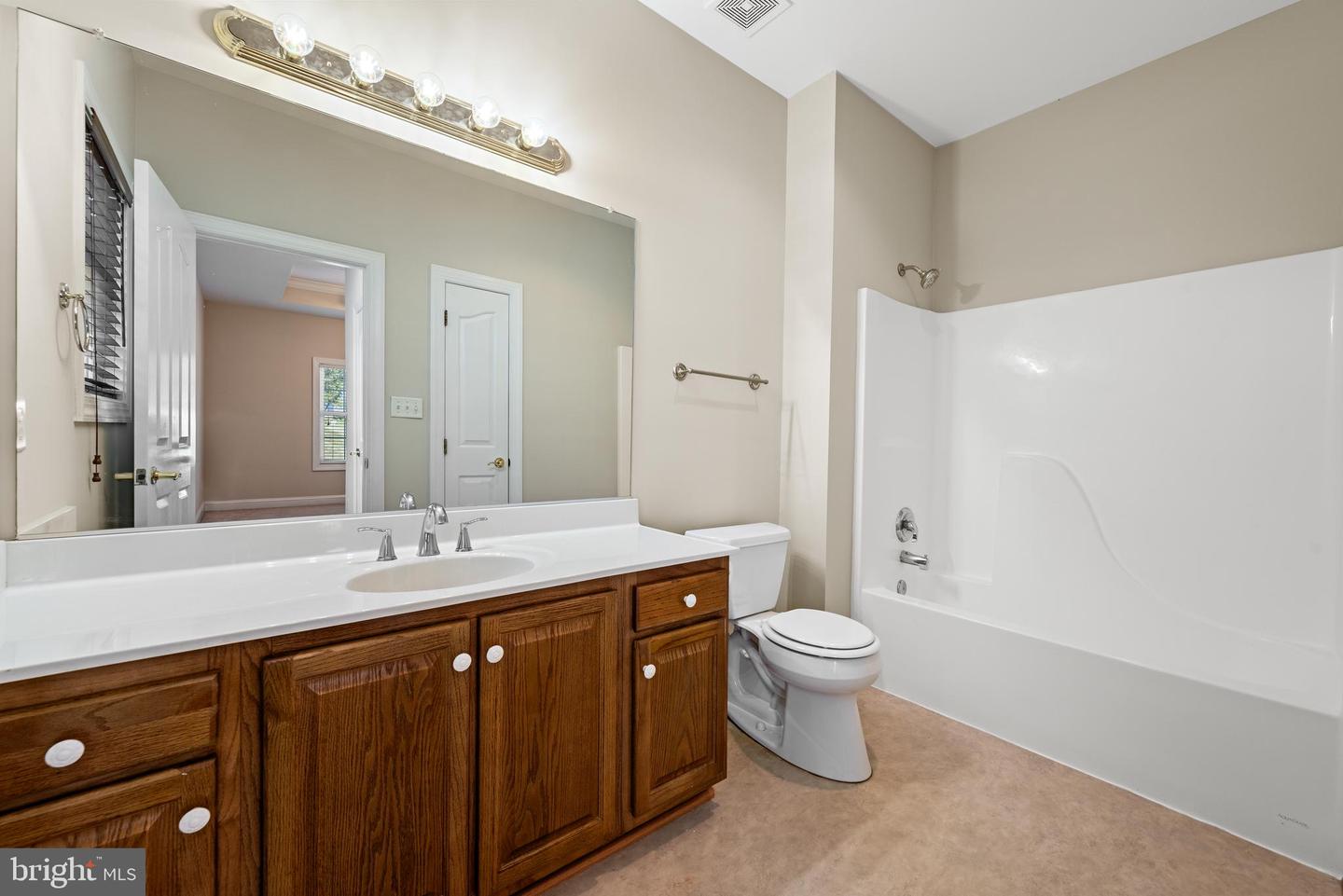 120 BAYBERRY CT, STEPHENS CITY, Virginia 22655, 2 Bedrooms Bedrooms, ,2 BathroomsBathrooms,Residential,For sale,120 BAYBERRY CT,VAFV2036394 MLS # VAFV2036394