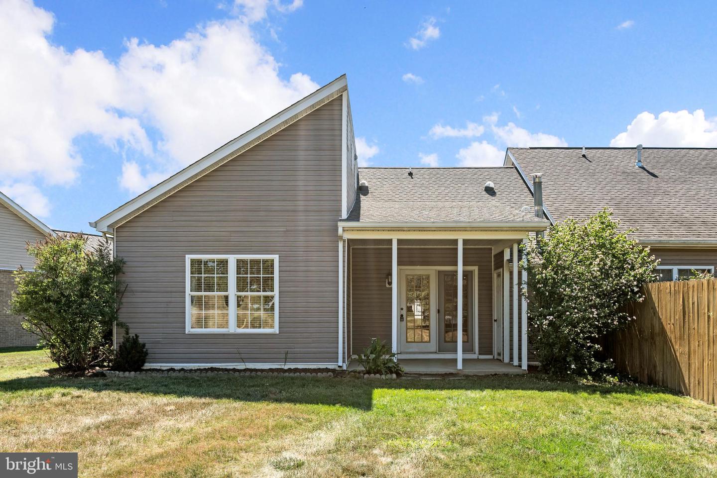 120 BAYBERRY CT, STEPHENS CITY, Virginia 22655, 2 Bedrooms Bedrooms, ,2 BathroomsBathrooms,Residential,For sale,120 BAYBERRY CT,VAFV2036394 MLS # VAFV2036394