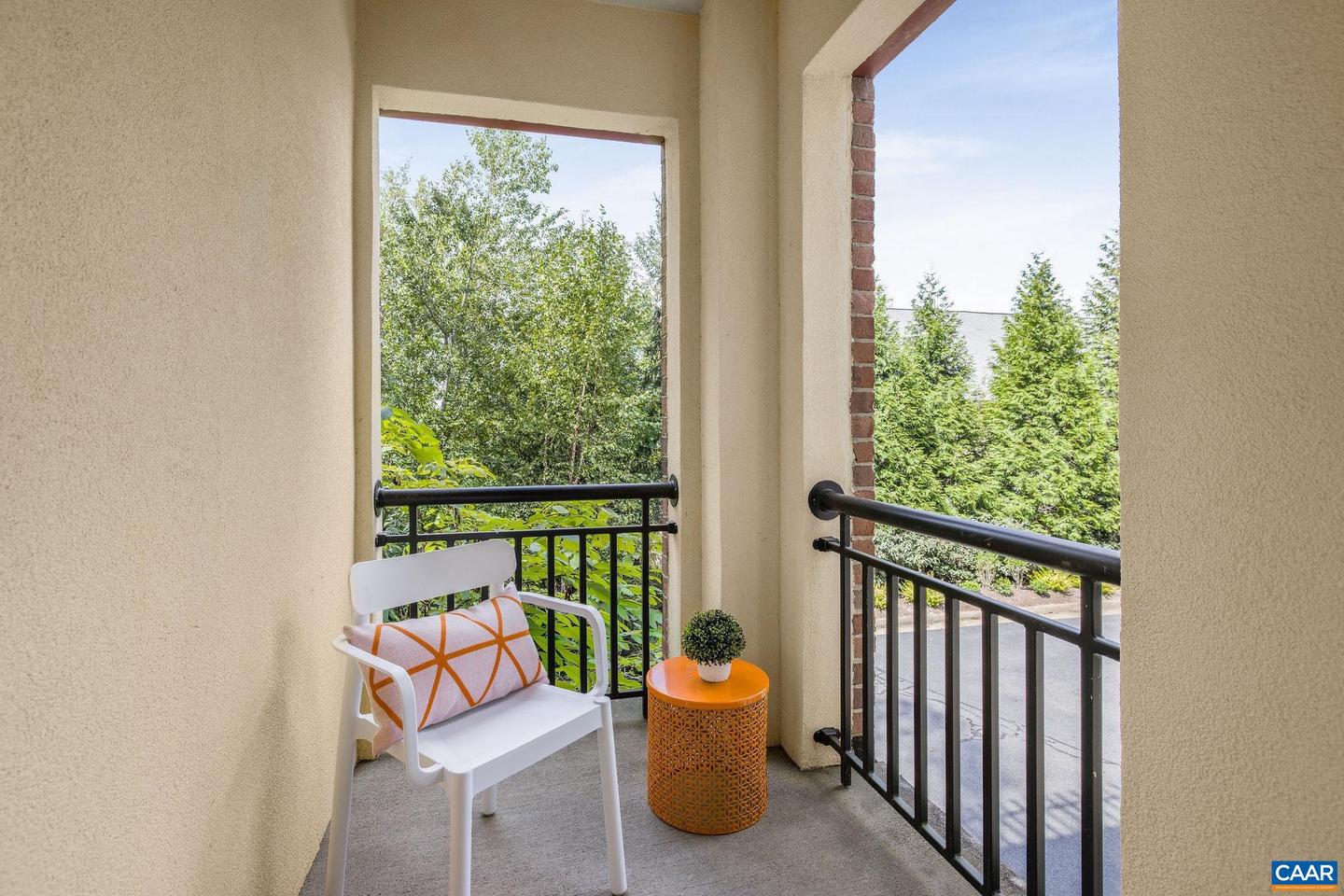 729 CAIRN HEIGHTS CT, CHARLOTTESVILLE, Virginia 22903, 2 Bedrooms Bedrooms, ,2 BathroomsBathrooms,Residential,For sale,729 CAIRN HEIGHTS CT,668248 MLS # 668248