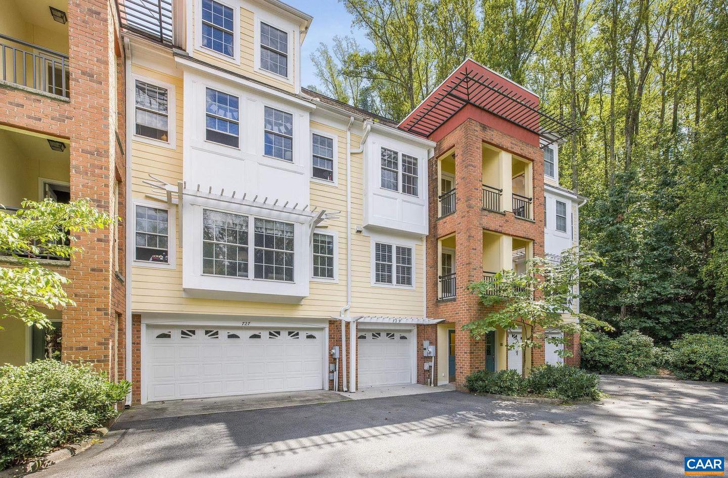729 CAIRN HEIGHTS CT, CHARLOTTESVILLE, Virginia 22903, 2 Bedrooms Bedrooms, ,2 BathroomsBathrooms,Residential,For sale,729 CAIRN HEIGHTS CT,668248 MLS # 668248