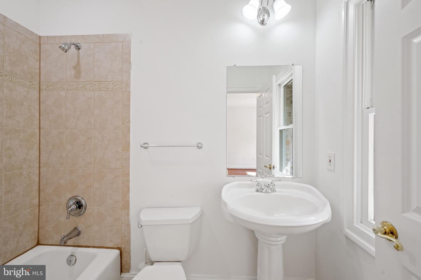 1619 BEULAH ROAD, VIENNA, Virginia 22182, 6 Bedrooms Bedrooms, ,7 BathroomsBathrooms,Residential,For sale,1619 BEULAH ROAD,VAFX2263416 MLS # VAFX2263416