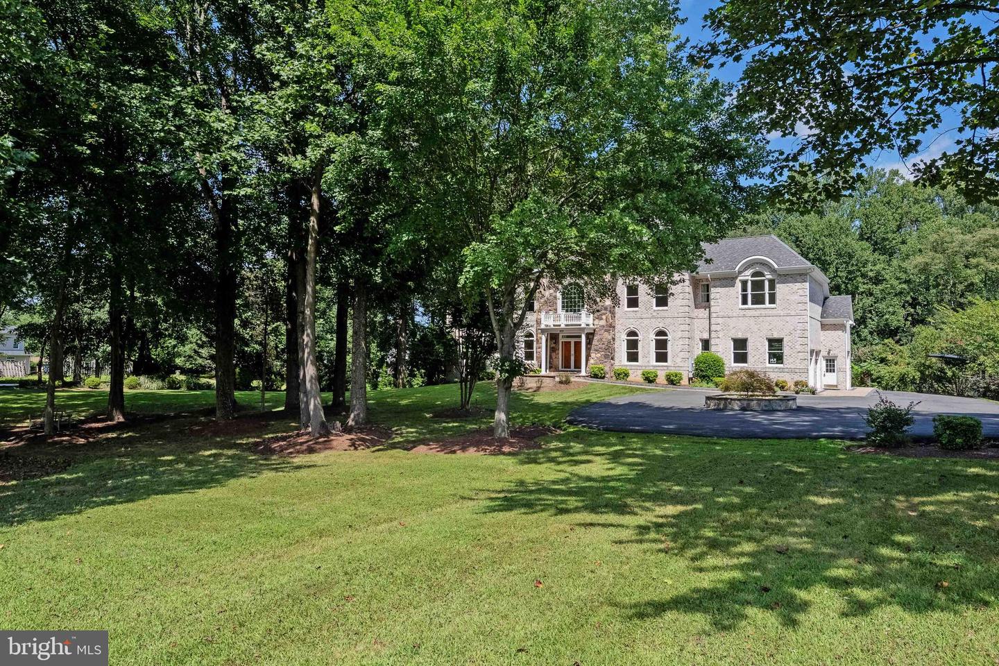 1619 BEULAH ROAD, VIENNA, Virginia 22182, 6 Bedrooms Bedrooms, ,7 BathroomsBathrooms,Residential,For sale,1619 BEULAH ROAD,VAFX2263416 MLS # VAFX2263416