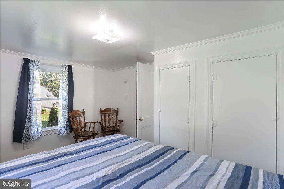 261 MIDDLE LN, GORE, Virginia 22637, 3 Bedrooms Bedrooms, ,1 BathroomBathrooms,Residential,For sale,261 MIDDLE LN,VAFV2036422 MLS # VAFV2036422
