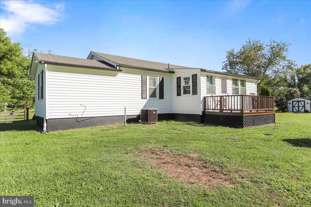 261 MIDDLE LN, GORE, Virginia 22637, 3 Bedrooms Bedrooms, ,1 BathroomBathrooms,Residential,For sale,261 MIDDLE LN,VAFV2036422 MLS # VAFV2036422