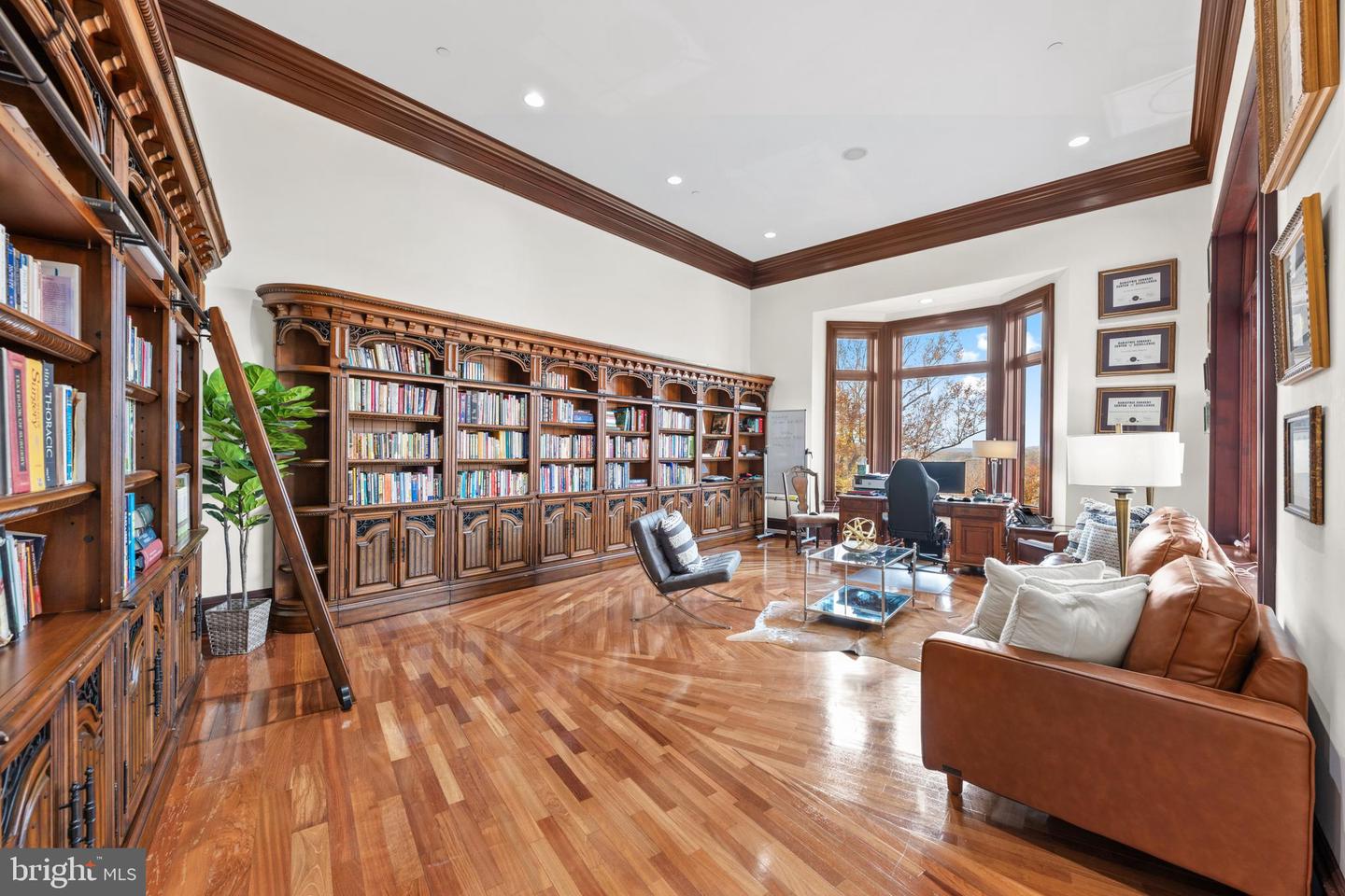 612 RIVERCREST DR, MCLEAN, Virginia 22101, 5 Bedrooms Bedrooms, ,9 BathroomsBathrooms,Residential,For sale,612 RIVERCREST DR,VAFX2263666 MLS # VAFX2263666