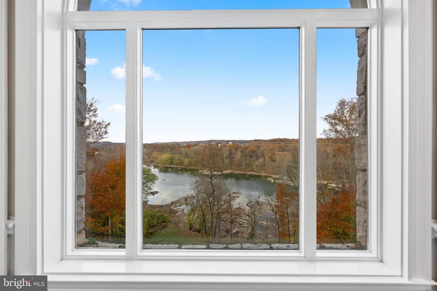612 RIVERCREST DR, MCLEAN, Virginia 22101, 5 Bedrooms Bedrooms, ,9 BathroomsBathrooms,Residential,For sale,612 RIVERCREST DR,VAFX2263666 MLS # VAFX2263666