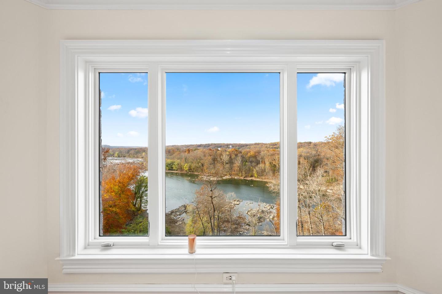 612 RIVERCREST DR, MCLEAN, Virginia 22101, 5 Bedrooms Bedrooms, ,9 BathroomsBathrooms,Residential,For sale,612 RIVERCREST DR,VAFX2263666 MLS # VAFX2263666