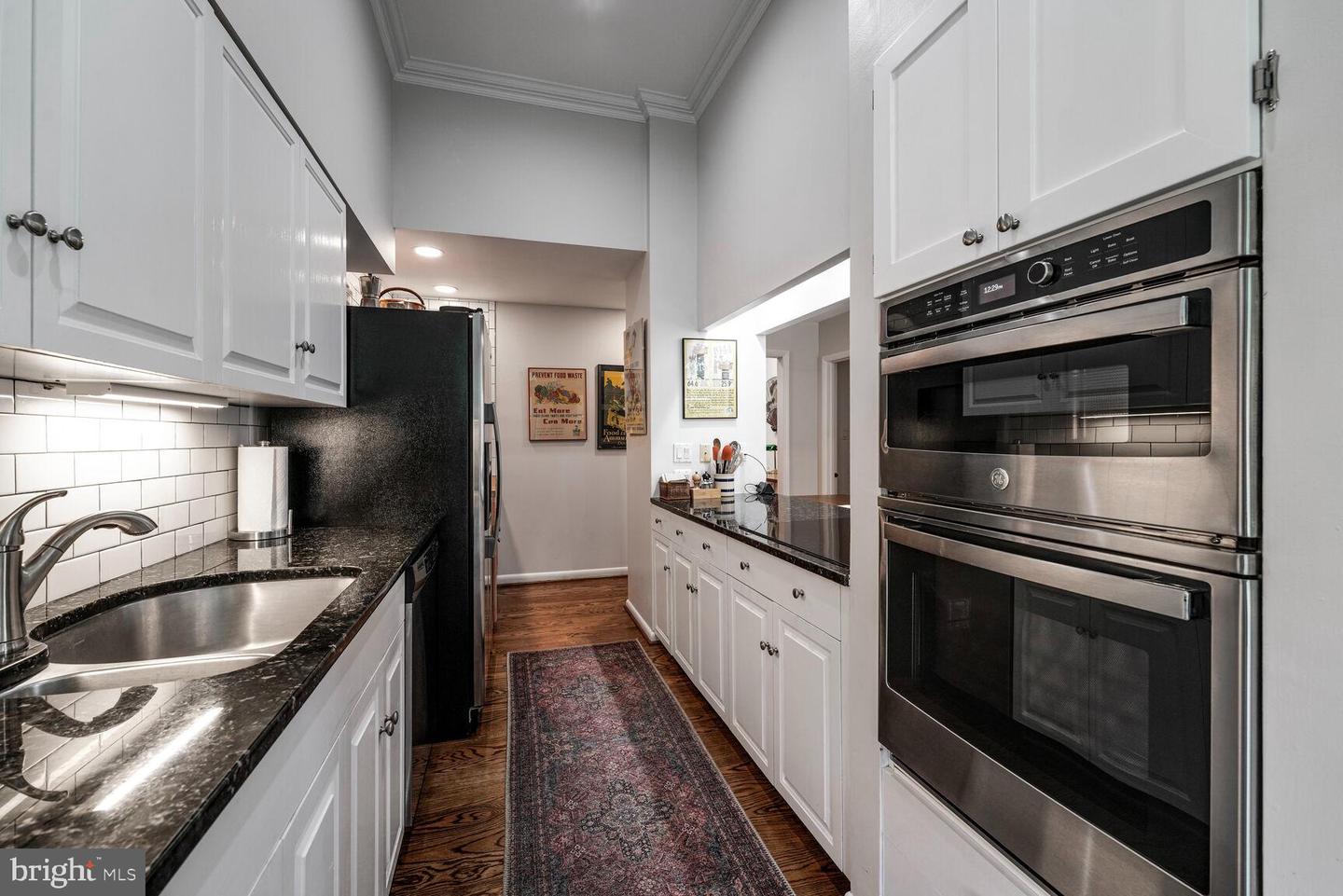 706 PRINCE ST #4, ALEXANDRIA, Virginia 22314, 2 Bedrooms Bedrooms, ,2 BathroomsBathrooms,Residential,For sale,706 PRINCE ST #4,VAAX2049042 MLS # VAAX2049042