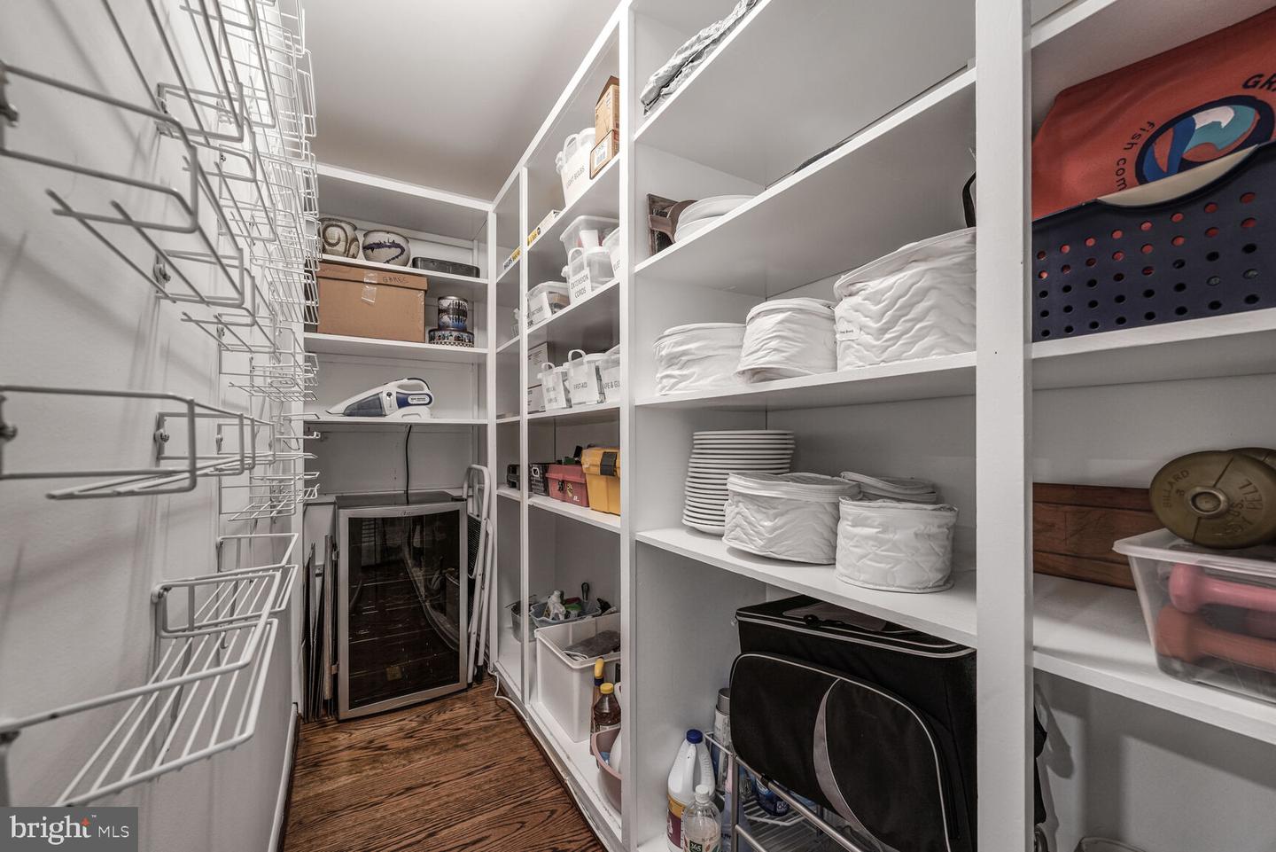706 PRINCE ST #4, ALEXANDRIA, Virginia 22314, 2 Bedrooms Bedrooms, ,2 BathroomsBathrooms,Residential,For sale,706 PRINCE ST #4,VAAX2049042 MLS # VAAX2049042