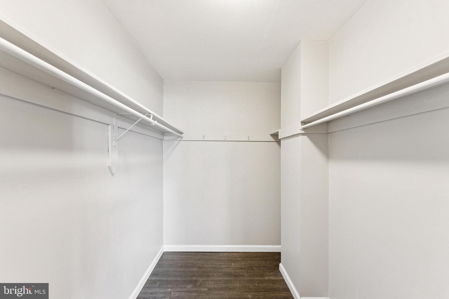 527 N ARMISTEAD ST #101, ALEXANDRIA, Virginia 22312, 1 Bedroom Bedrooms, ,1 BathroomBathrooms,Residential,For sale,527 N ARMISTEAD ST #101,VAAX2049046 MLS # VAAX2049046