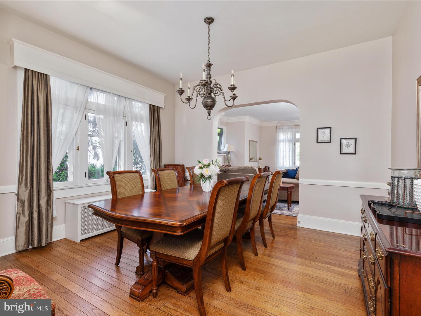 408 S WASHINGTON ST, WINCHESTER, Virginia 22601, 4 Bedrooms Bedrooms, 14 Rooms Rooms,1 BathroomBathrooms,Residential,For sale,408 S WASHINGTON ST,VAWI2008984 MLS # VAWI2008984