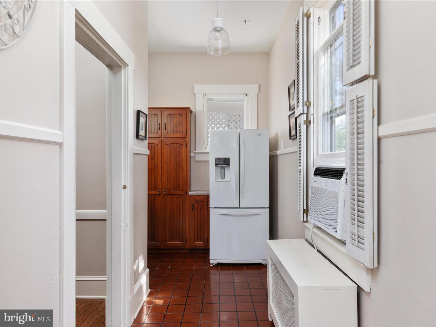 408 S WASHINGTON ST, WINCHESTER, Virginia 22601, 4 Bedrooms Bedrooms, 14 Rooms Rooms,1 BathroomBathrooms,Residential,For sale,408 S WASHINGTON ST,VAWI2008984 MLS # VAWI2008984