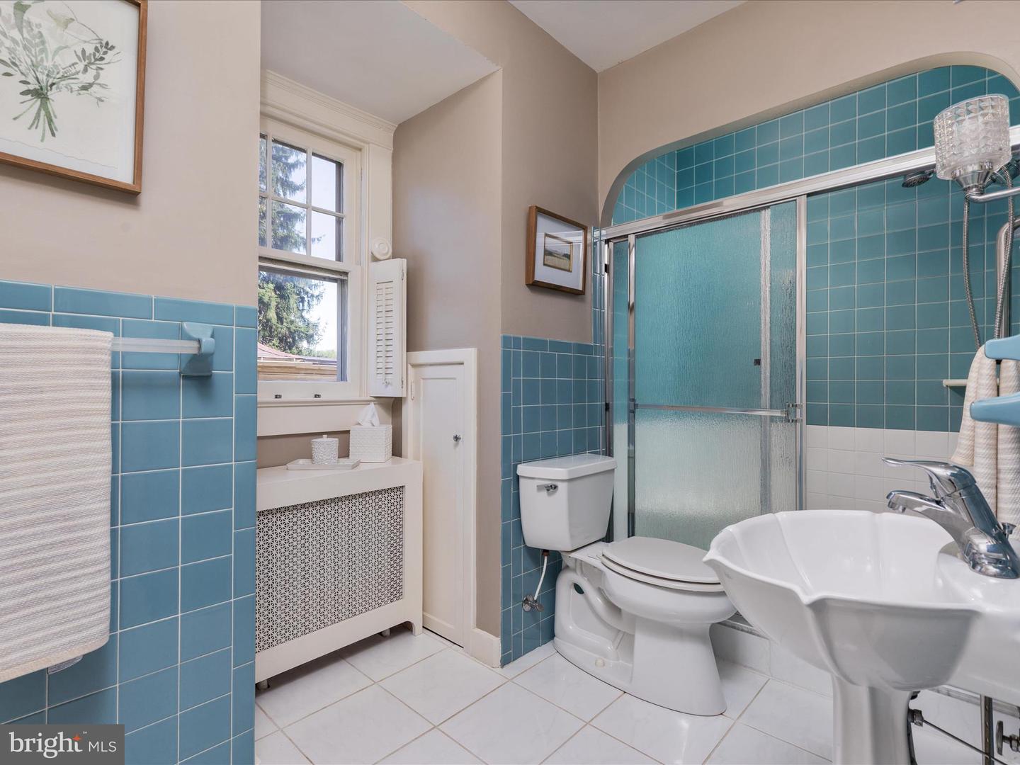 408 S WASHINGTON ST, WINCHESTER, Virginia 22601, 4 Bedrooms Bedrooms, 14 Rooms Rooms,1 BathroomBathrooms,Residential,For sale,408 S WASHINGTON ST,VAWI2008984 MLS # VAWI2008984