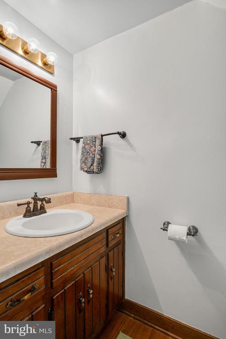 14505 STANDING OAK, MIDLOTHIAN, Virginia 23112, 3 Rooms Rooms,2 BathroomsBathrooms,Residential,For sale,14505 STANDING OAK,VACF2001260 MLS # VACF2001260