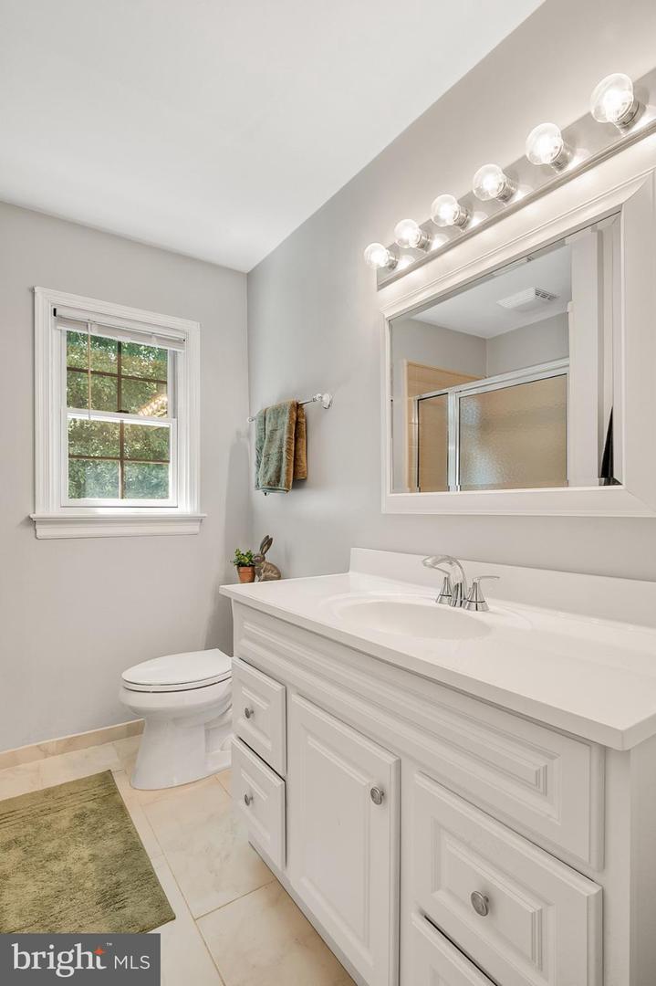 14505 STANDING OAK, MIDLOTHIAN, Virginia 23112, 3 Rooms Rooms,2 BathroomsBathrooms,Residential,For sale,14505 STANDING OAK,VACF2001260 MLS # VACF2001260