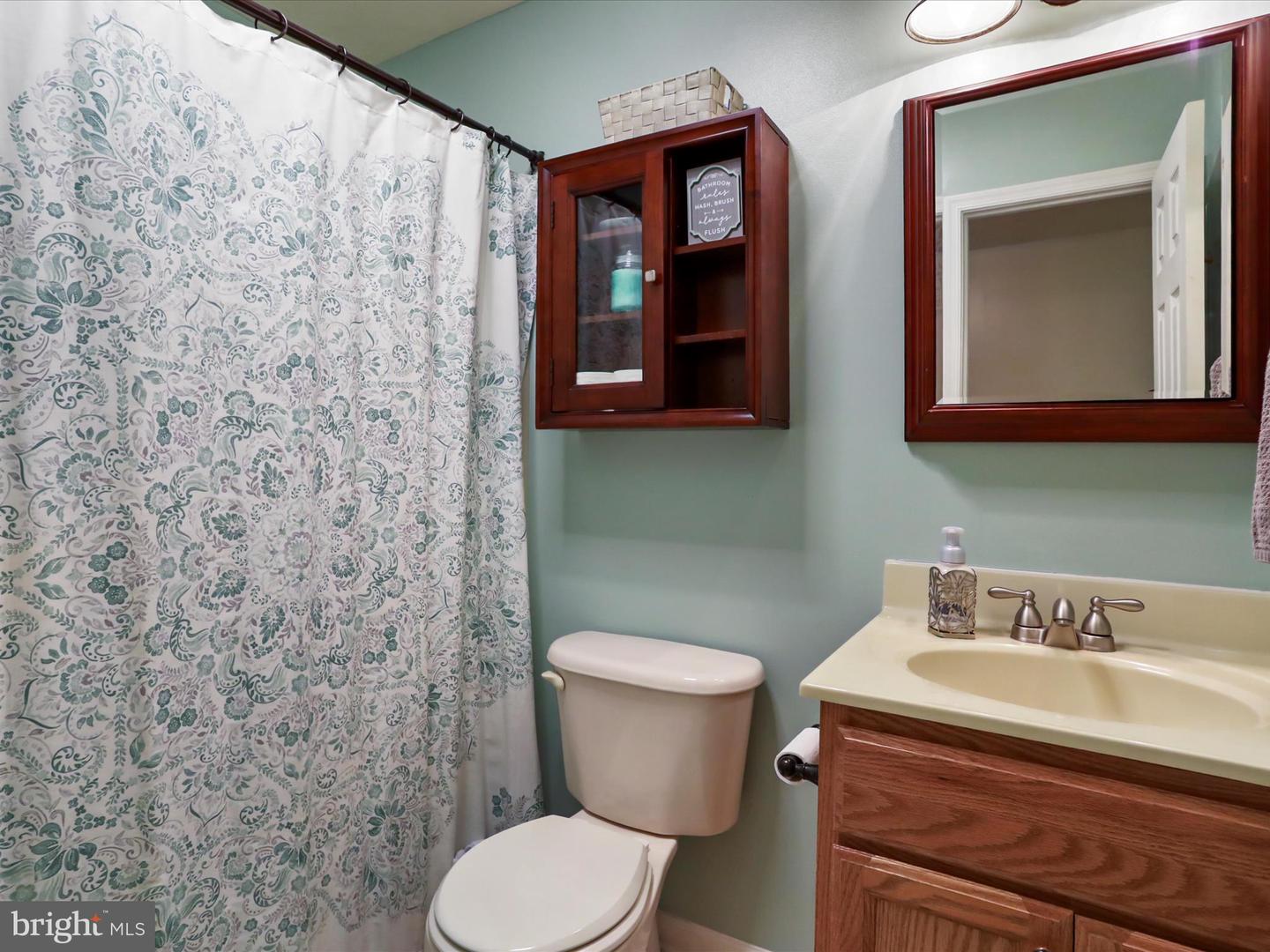 32 GREENFIELD RD, FRONT ROYAL, Virginia 22630, 3 Bedrooms Bedrooms, ,3 BathroomsBathrooms,Residential,For sale,32 GREENFIELD RD,VAWR2012140 MLS # VAWR2012140