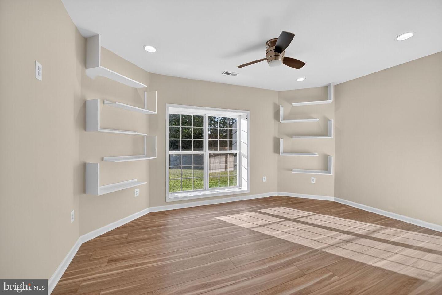23069 RUSHMORE CT, BRAMBLETON, Virginia 20148, 6 Bedrooms Bedrooms, ,5 BathroomsBathrooms,Residential,For sale,23069 RUSHMORE CT,VALO2105638 MLS # VALO2105638