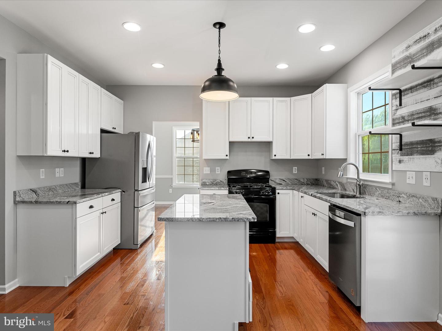 292 FORTRESS DR, WINCHESTER, Virginia 22603, 5 Bedrooms Bedrooms, ,3 BathroomsBathrooms,Residential,For sale,292 FORTRESS DR,VAFV2036458 MLS # VAFV2036458
