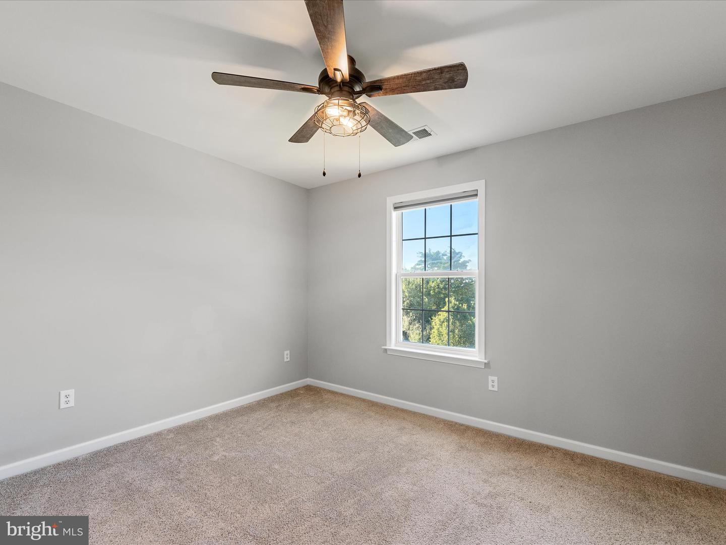 292 FORTRESS DR, WINCHESTER, Virginia 22603, 5 Bedrooms Bedrooms, ,3 BathroomsBathrooms,Residential,For sale,292 FORTRESS DR,VAFV2036458 MLS # VAFV2036458