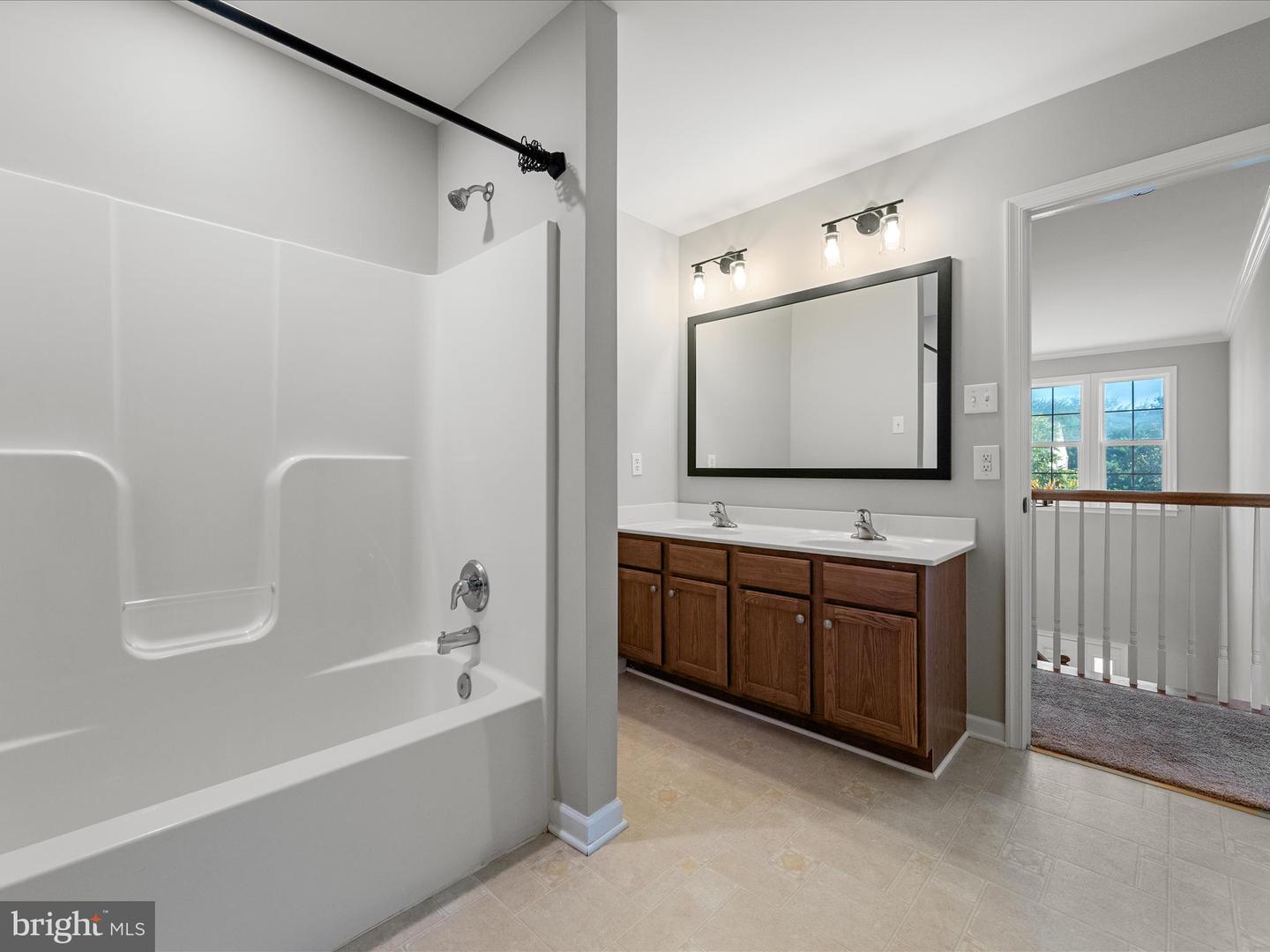 292 FORTRESS DR, WINCHESTER, Virginia 22603, 5 Bedrooms Bedrooms, ,3 BathroomsBathrooms,Residential,For sale,292 FORTRESS DR,VAFV2036458 MLS # VAFV2036458