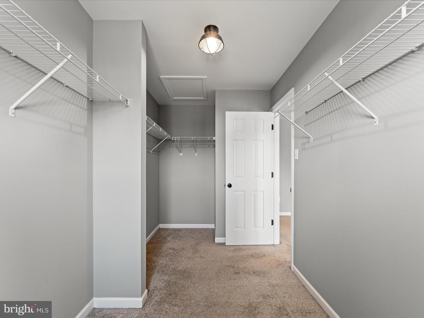 292 FORTRESS DR, WINCHESTER, Virginia 22603, 5 Bedrooms Bedrooms, ,3 BathroomsBathrooms,Residential,For sale,292 FORTRESS DR,VAFV2036458 MLS # VAFV2036458